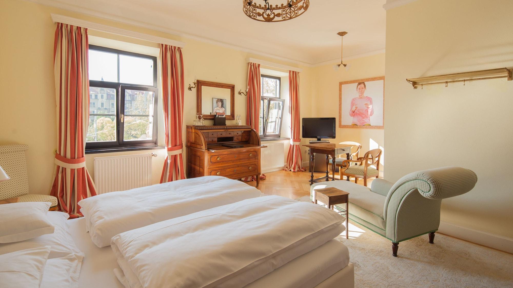 Schlossberghotel Graz Ngoại thất bức ảnh A room at the Hotel Axelmannstein