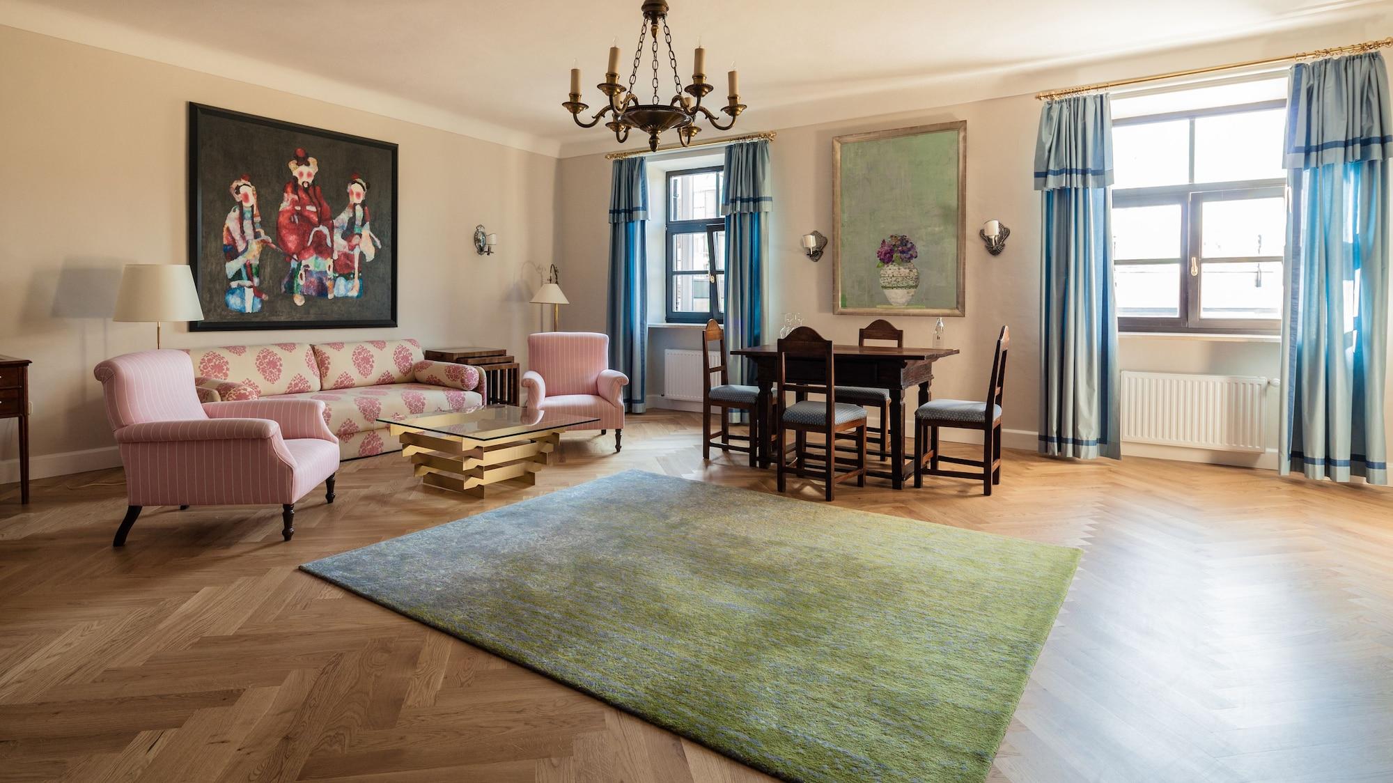 Schlossberghotel Graz Ngoại thất bức ảnh The living room
