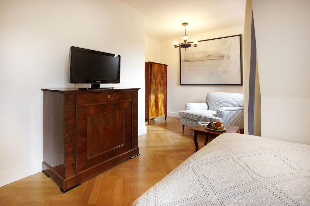 Schlossberghotel Graz Ngoại thất bức ảnh A room at the Hotel