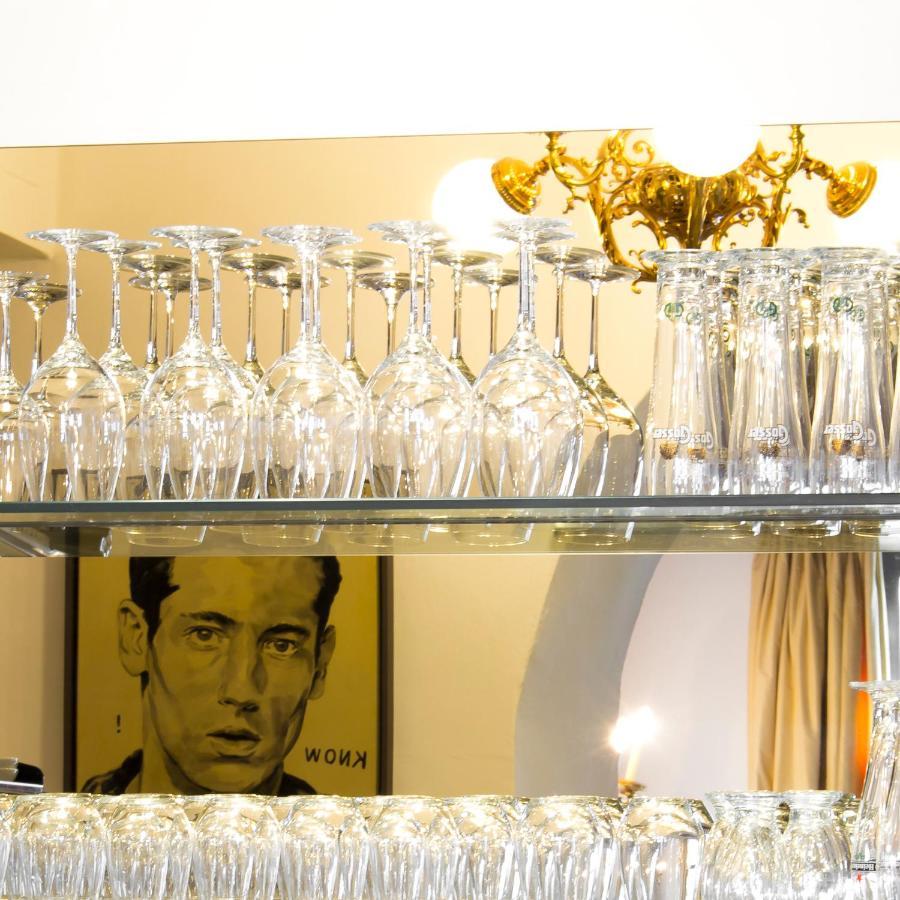 Schlossberghotel Graz Ngoại thất bức ảnh Wine glasses