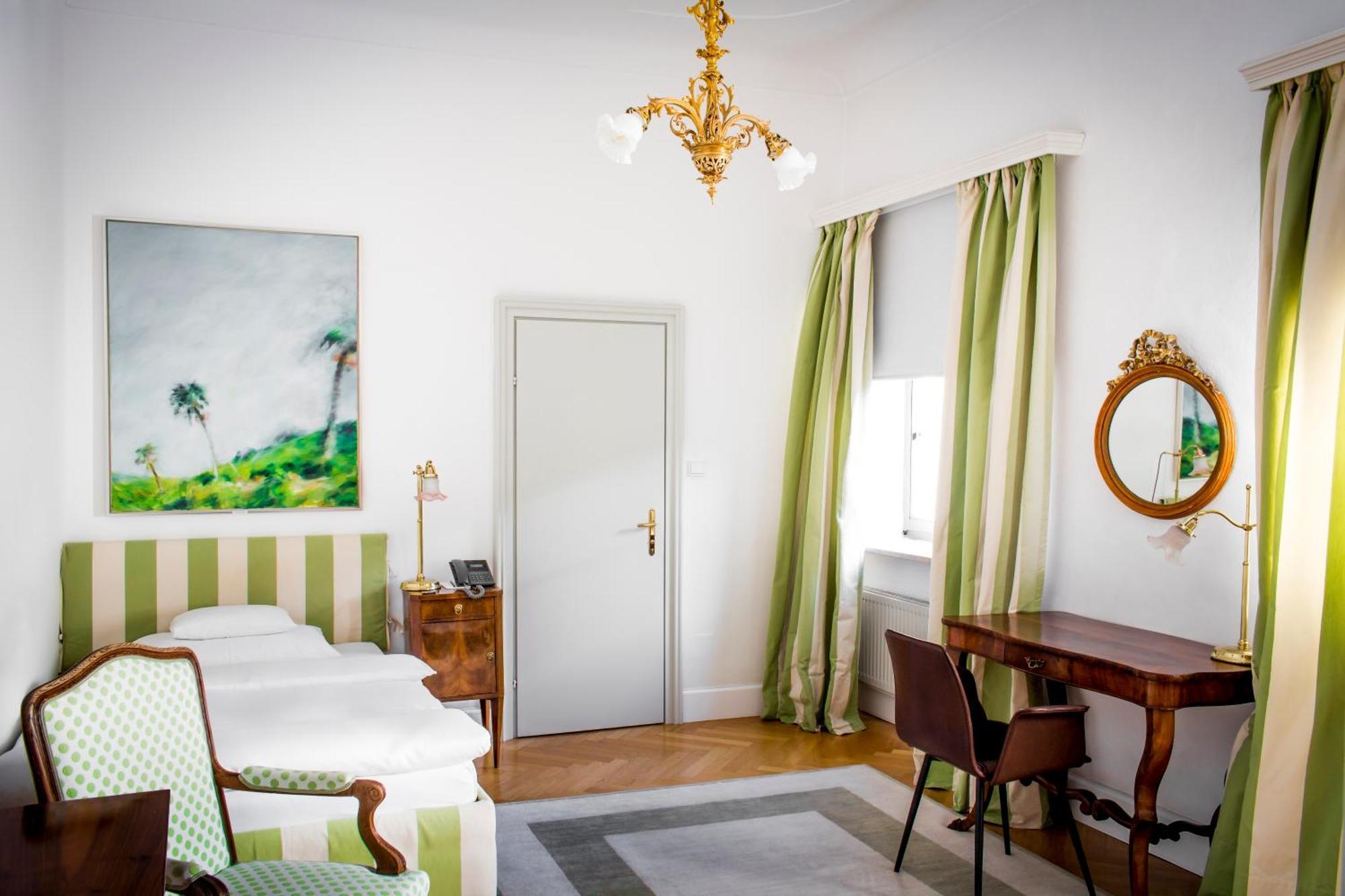 Schlossberghotel Graz Ngoại thất bức ảnh