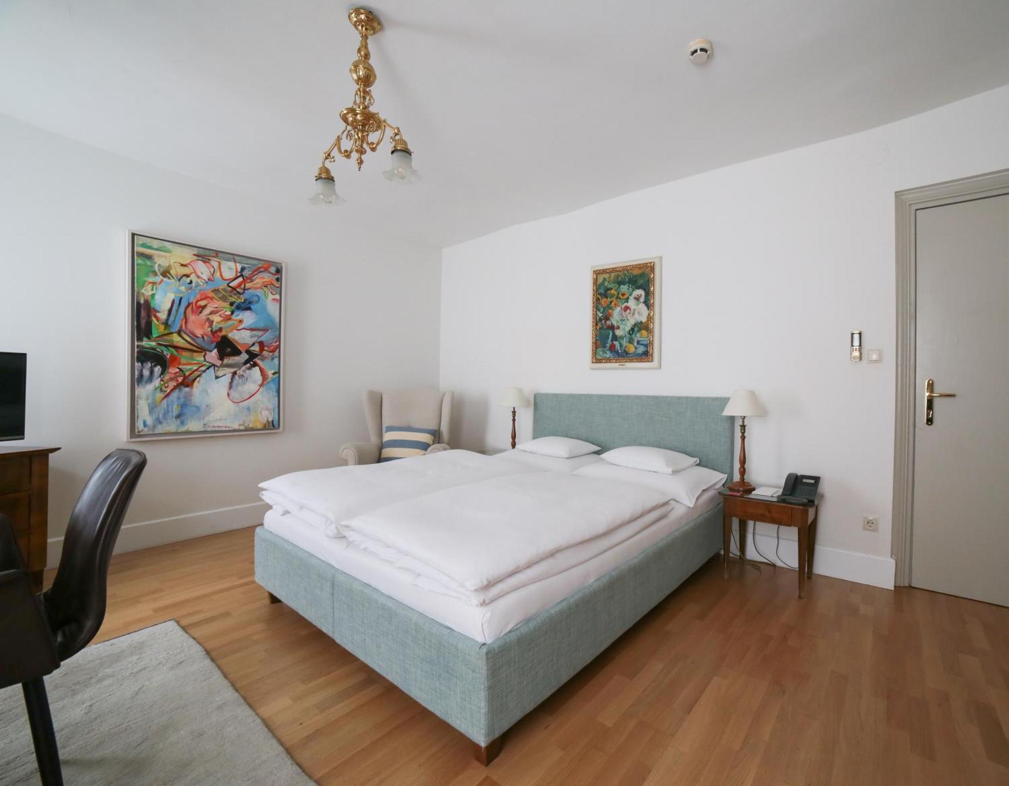 Schlossberghotel Graz Ngoại thất bức ảnh A room at the Hotel Axelmannstein