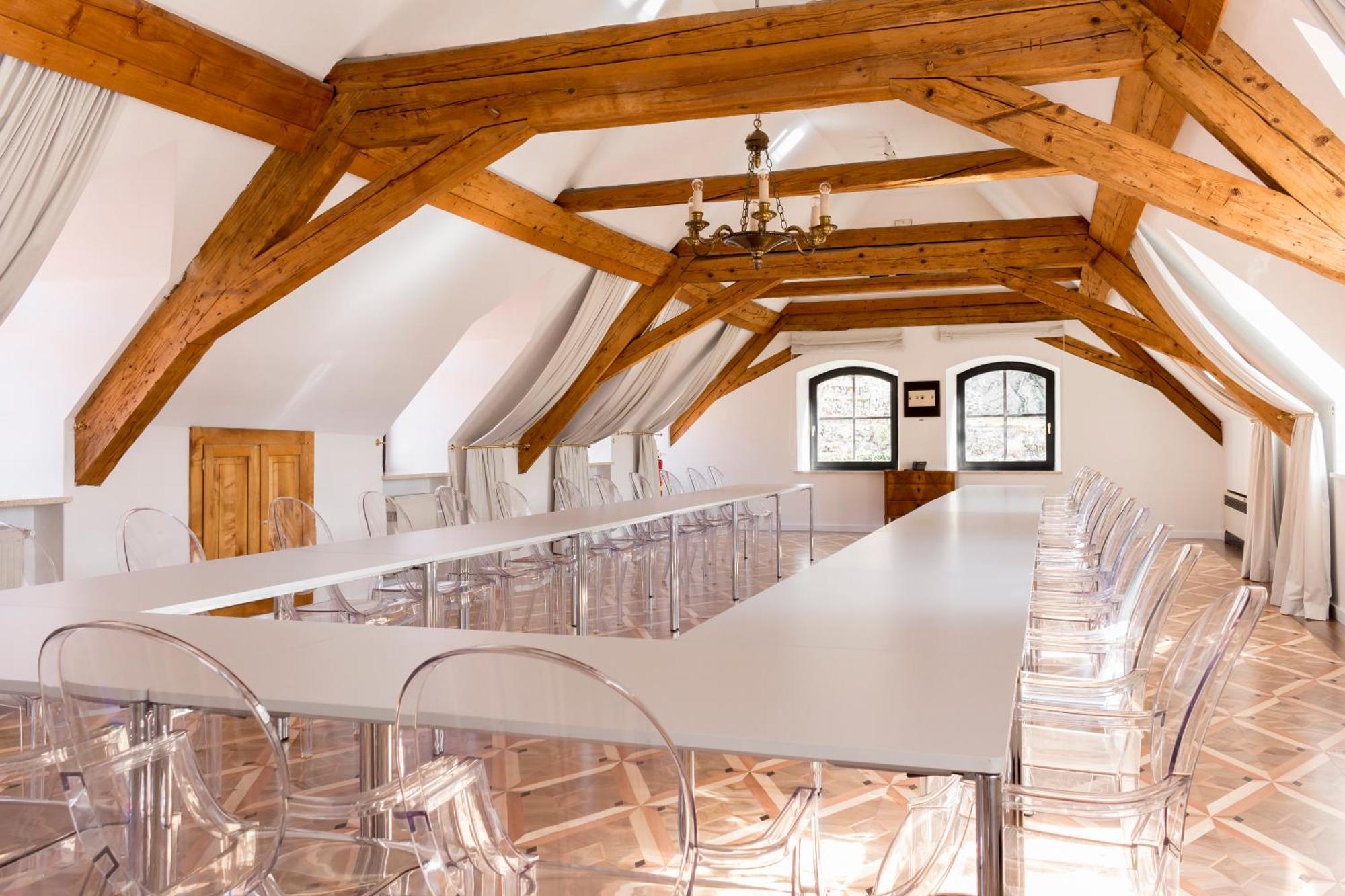 Schlossberghotel Graz Ngoại thất bức ảnh The Long Room